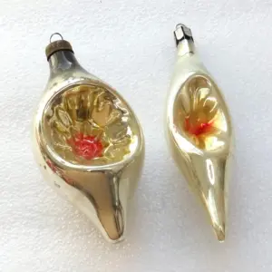 Set of 2 Vintage Glass Christmas Tree Ornaments Icicles