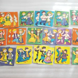 Set of 22 Vintage Ornaments Small Flag On Christmas Paper Gerland