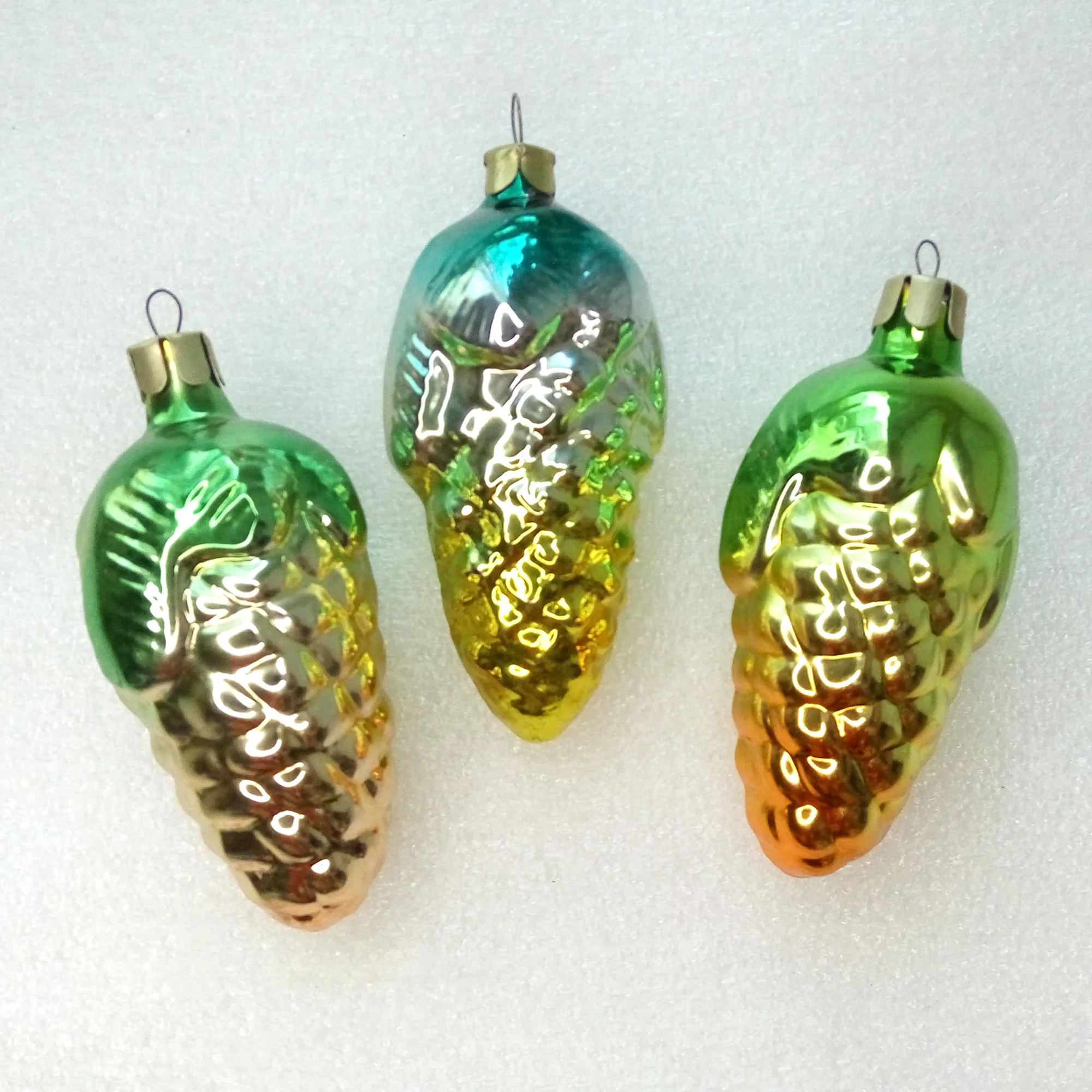Set of 3 Vintage Glass Christmas Ornaments Pinecones
