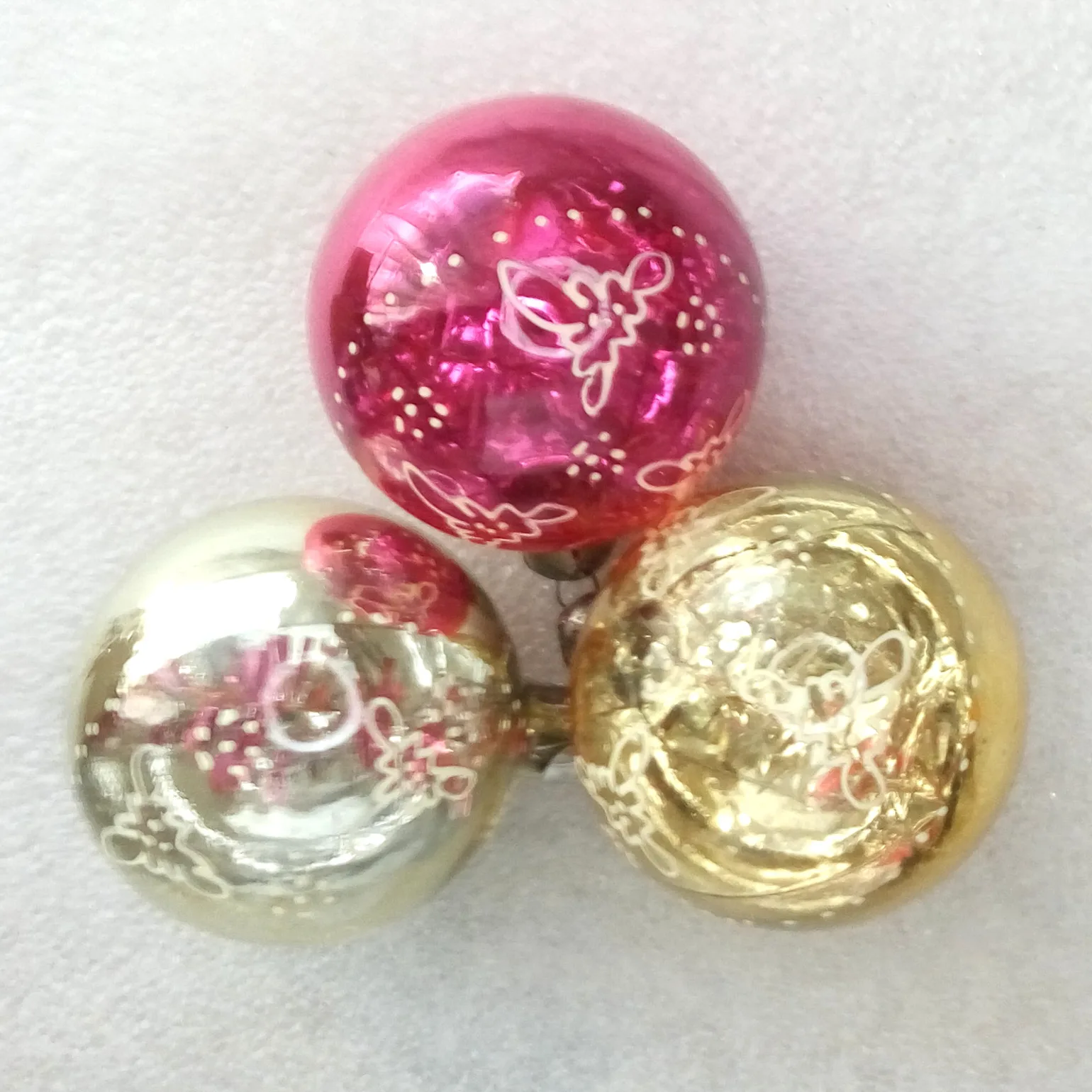 Set of 3 Antique Vintage Glass Christmas Ornaments Balls