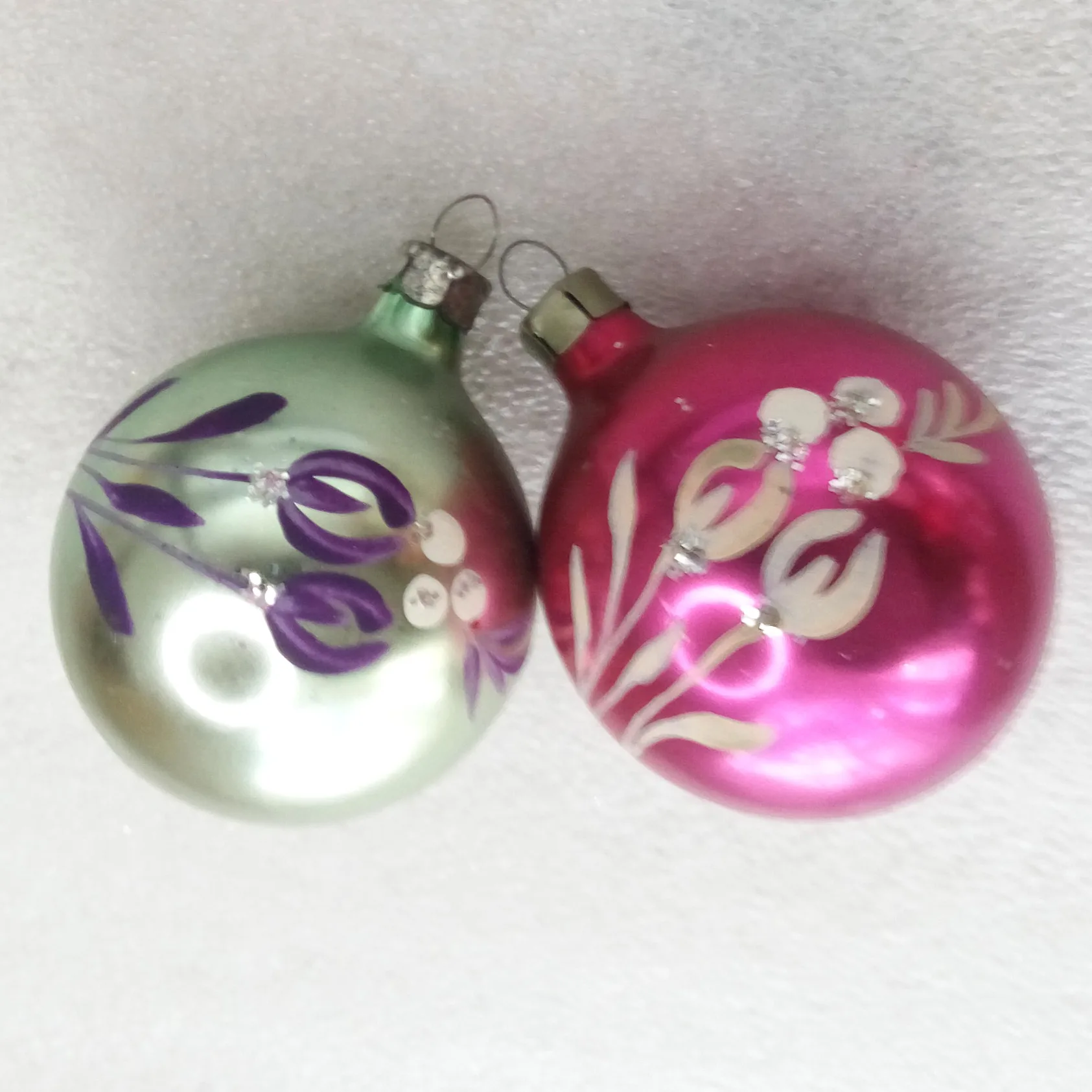 Set of 2 Antique Vintage Glass Christmas Ornaments Balls