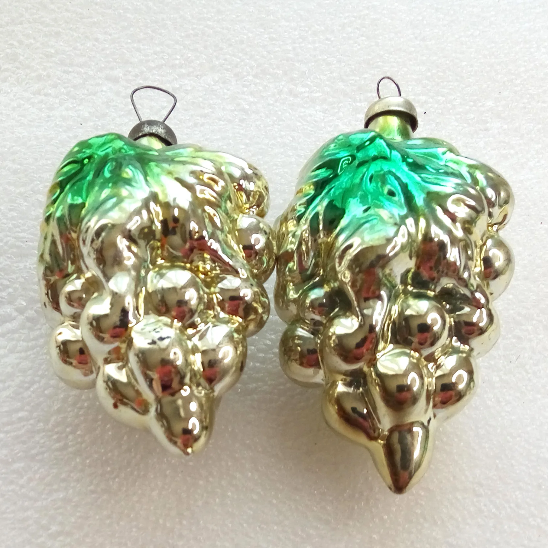 Set of 2 Vintage Ukrainian Glass Christmas Ornaments Grapes