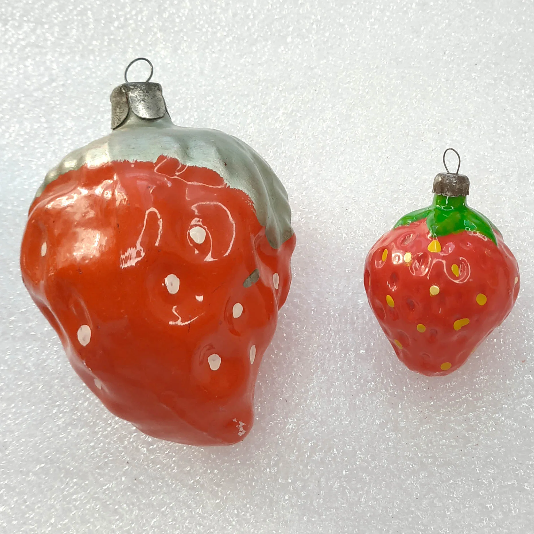 Set of 2 Antique Vintage Painted Glass USSR Christmas Ornaments Berries