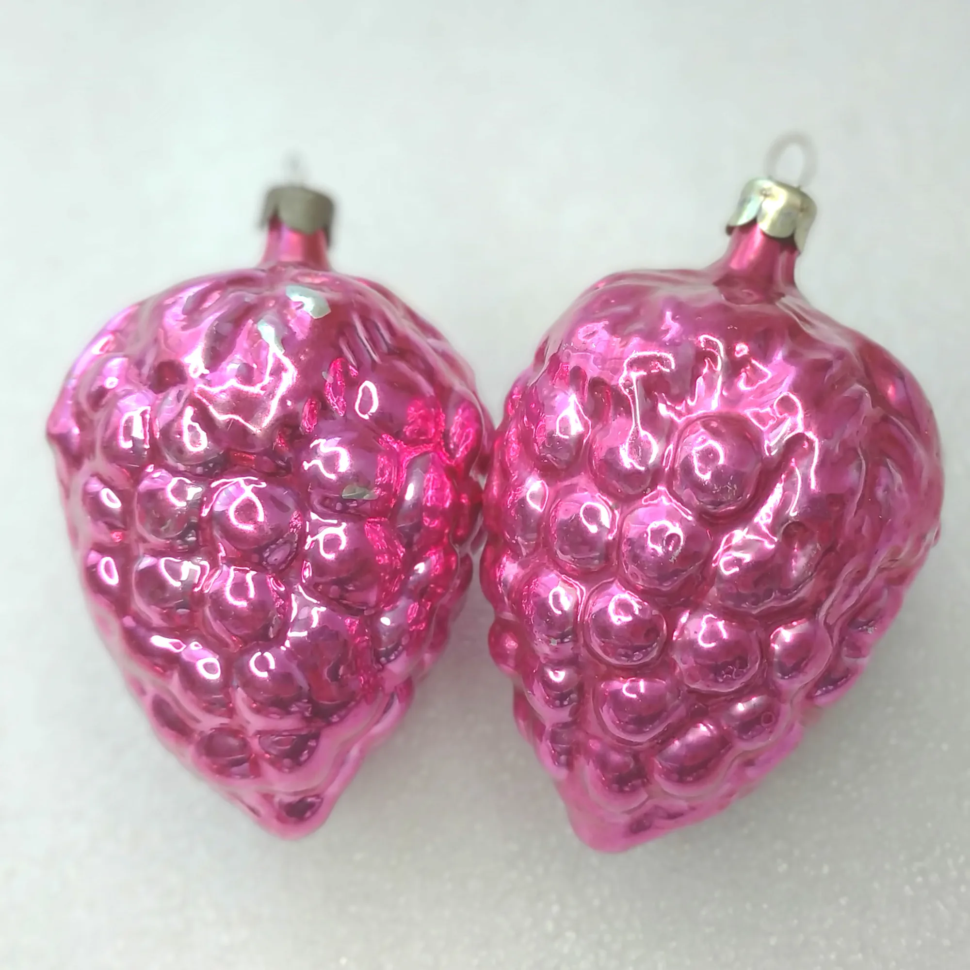 Set of 2 Old Antique Vintage Glass Christmas Ornament Berries