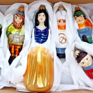 Set of 8 New Ukrainian Glass Christmas Ornaments Snow White Set
