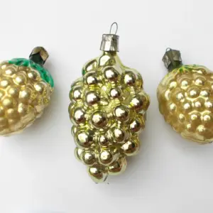 Set of 3 Vintage Russian Glass Christmas Ornaments Old Grapes