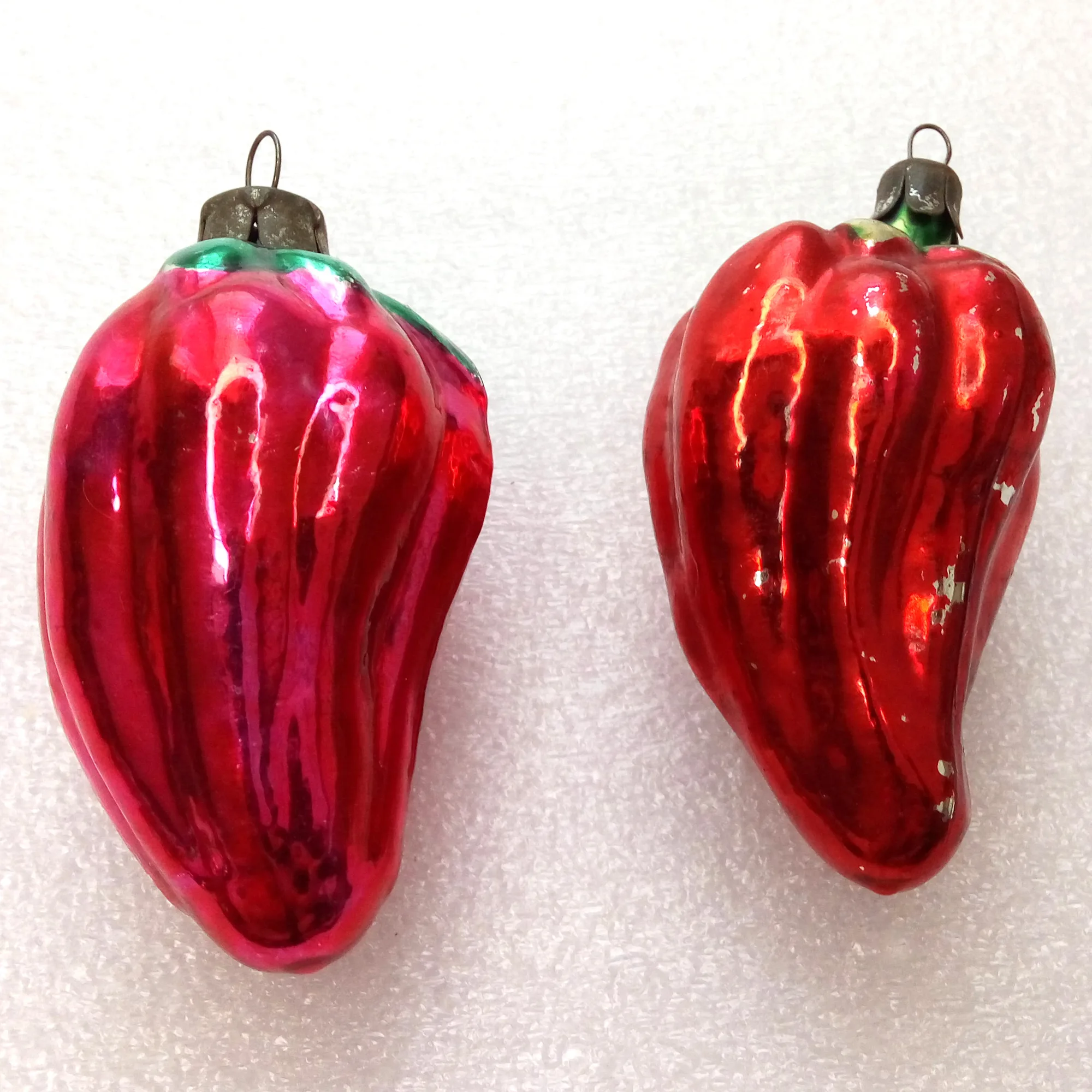 Set of 2 Vintage Glass Christmas Ornaments Paprika