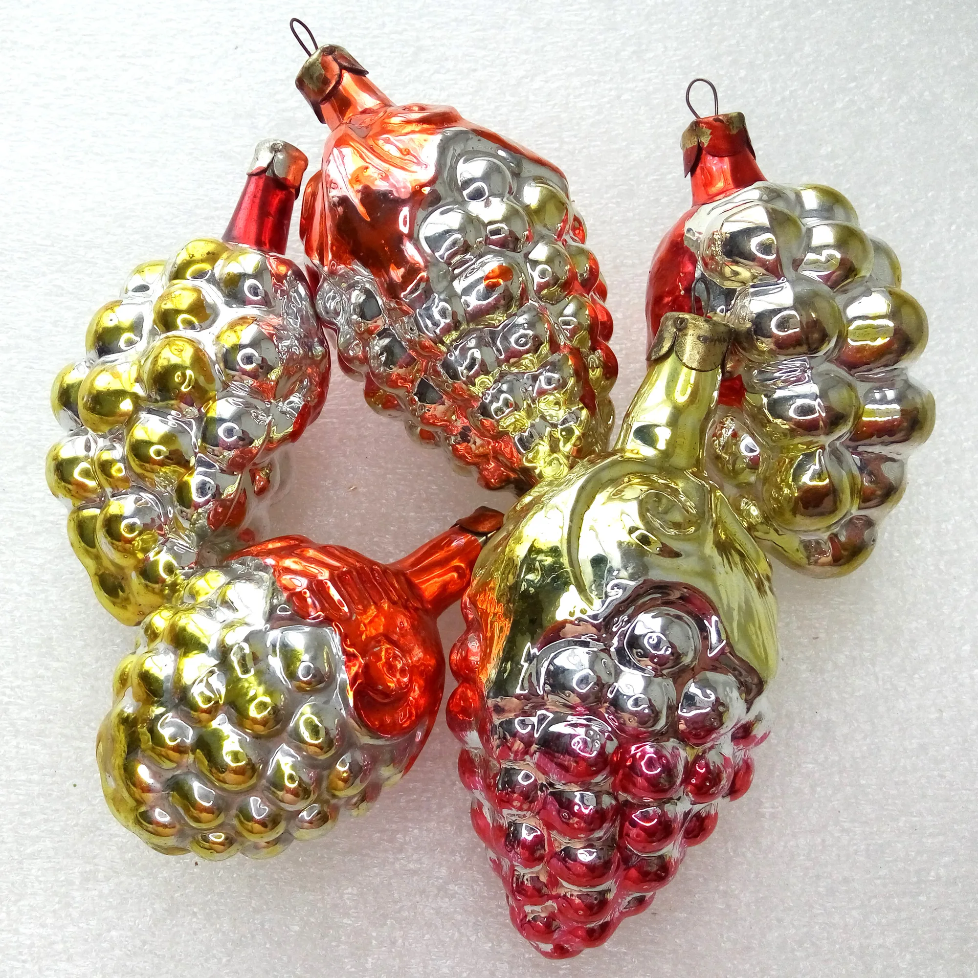 Set of 5 Vintage Antique Glass Christmas Ornaments Grapes