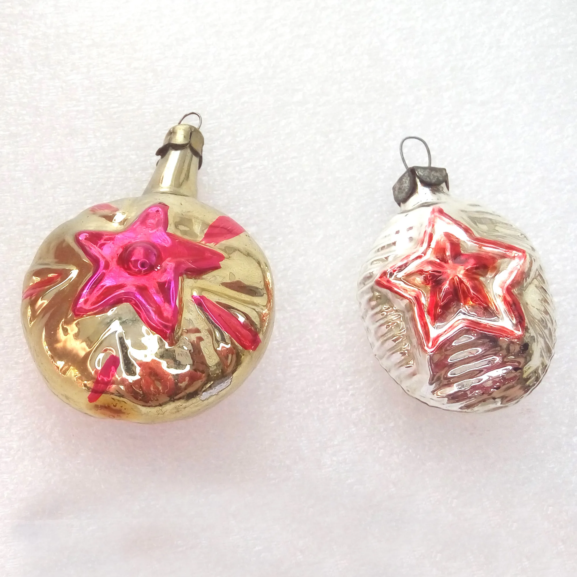 Set of 2 Vintage USSR Glass Christmas Ornaments Old Stars