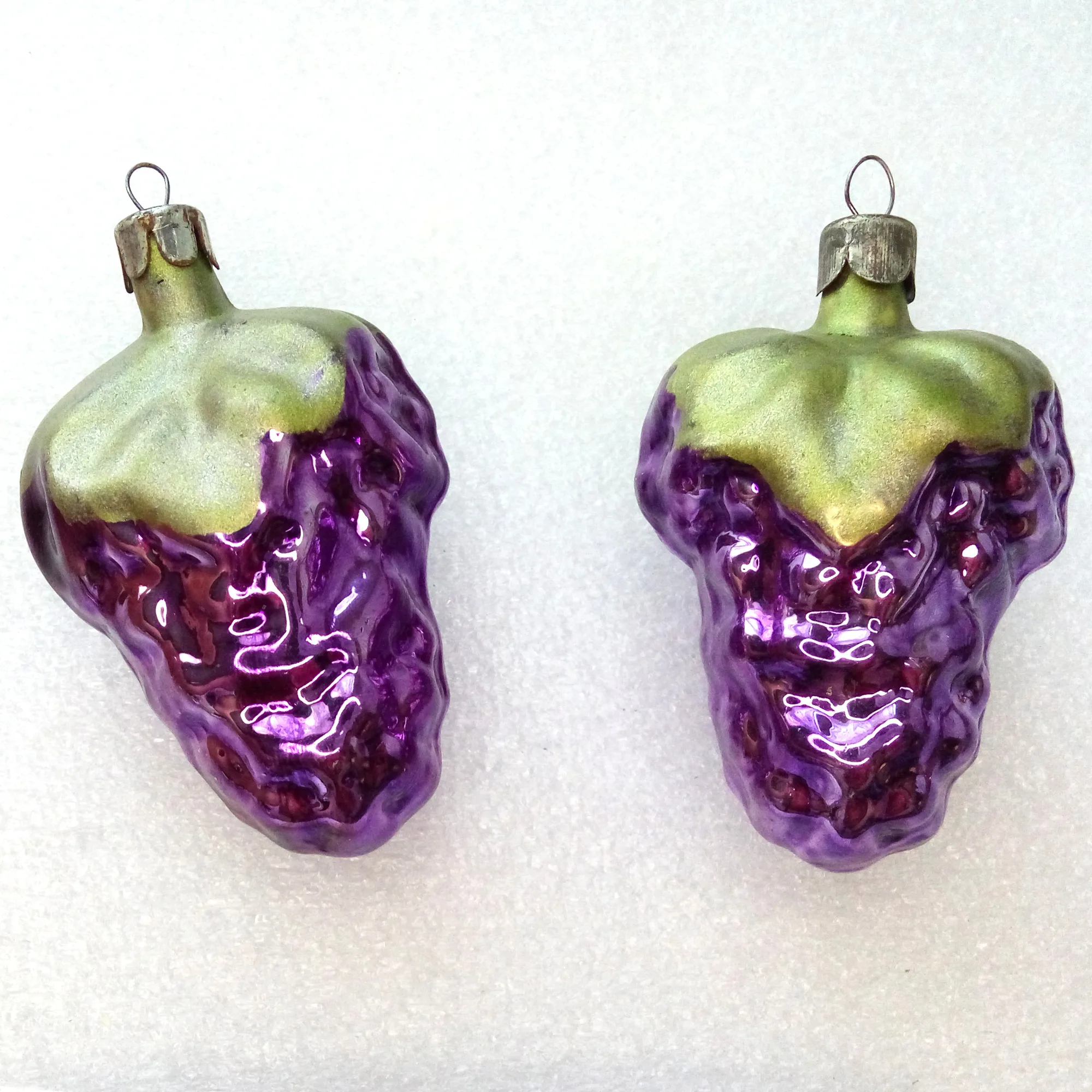 Set of 2 Vintage Ukrainian Glass Christmas Ornaments Grapes