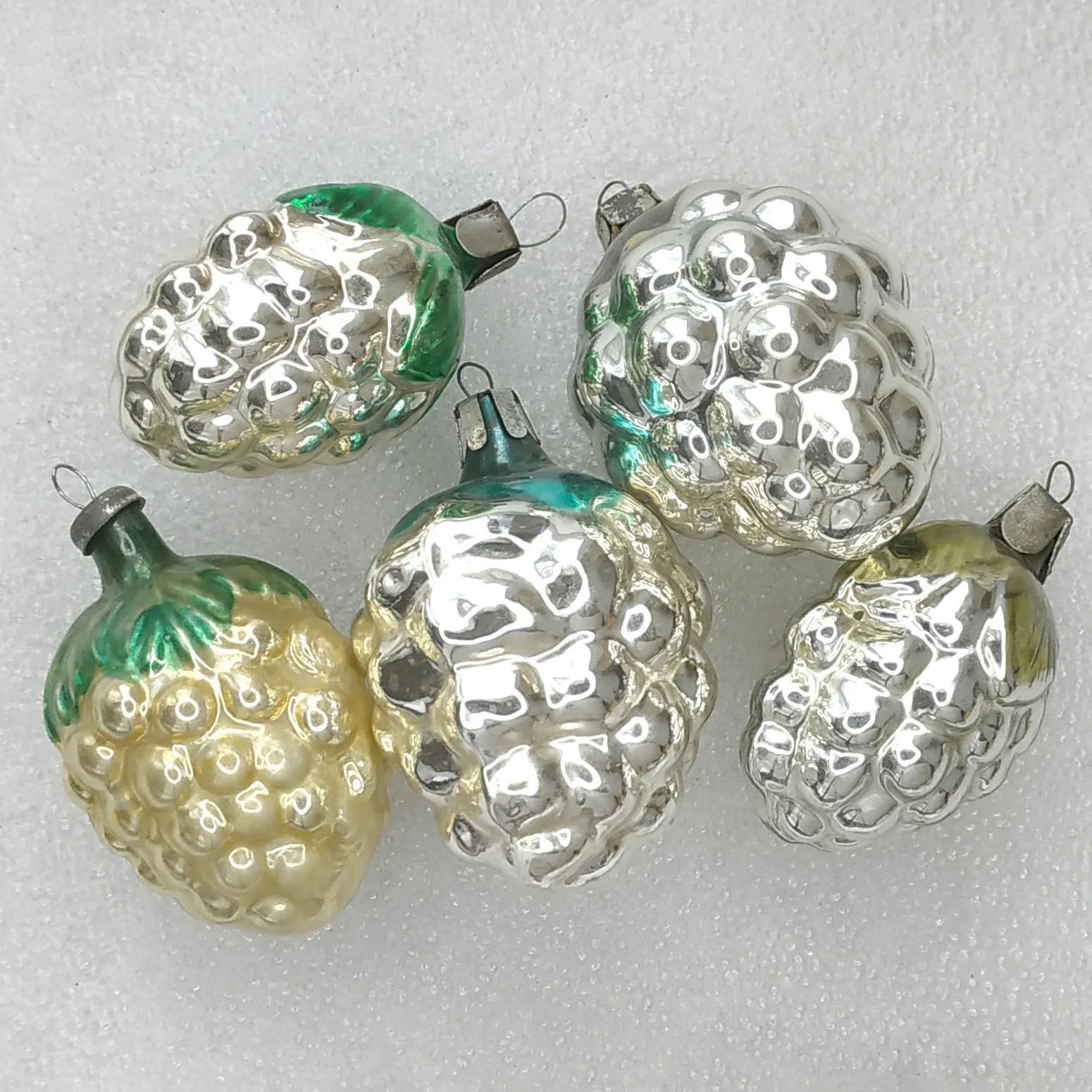 Set of 5 Antique Vintage Glass Christmas Ornament Old Grapes