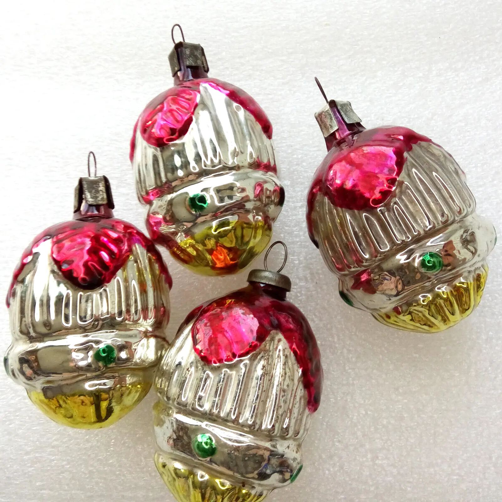 Set of 4 Vintage Glass Christmas Ornaments Ukraine Acorns