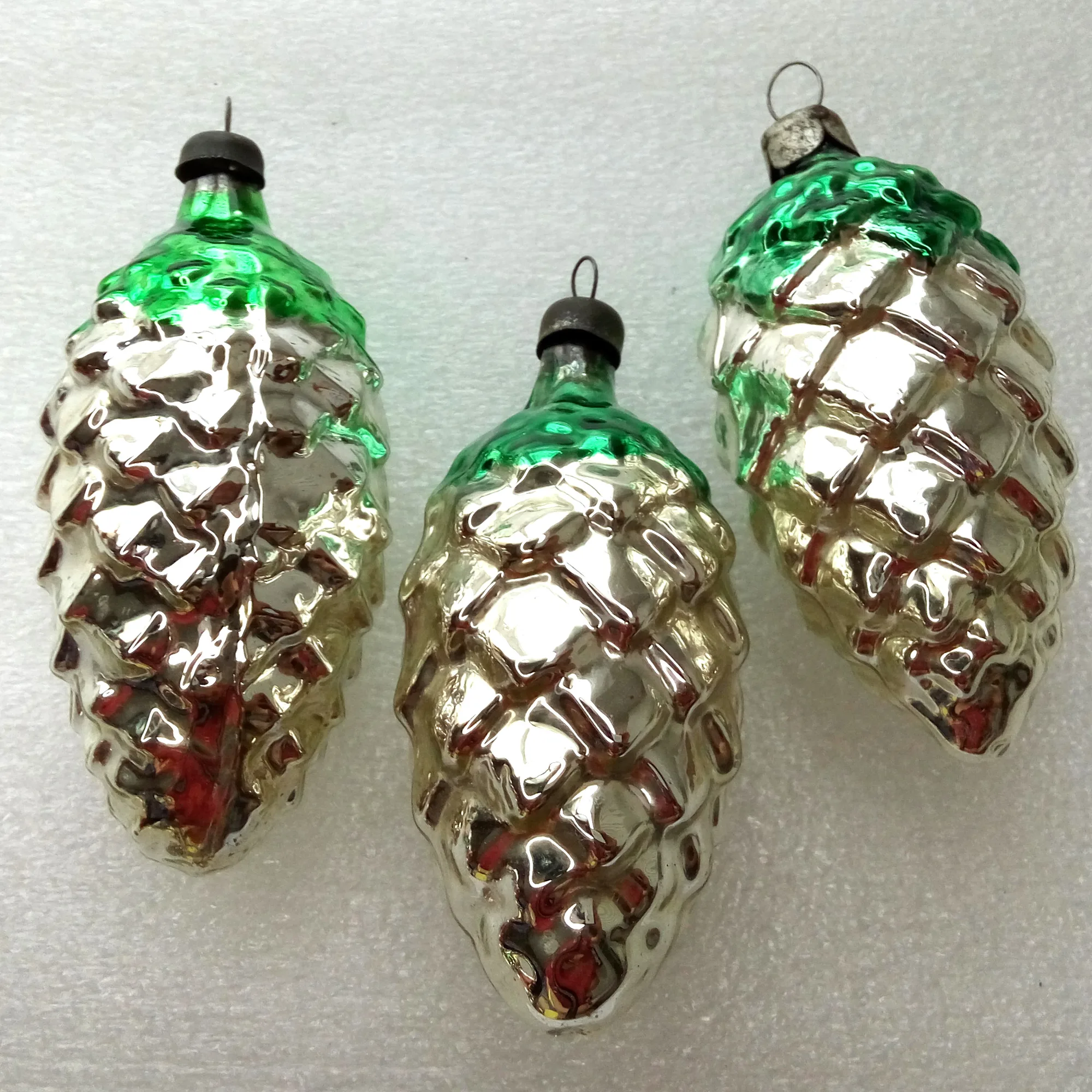 Set of 3 Vintage Glass Christmas Ornaments Pinecones
