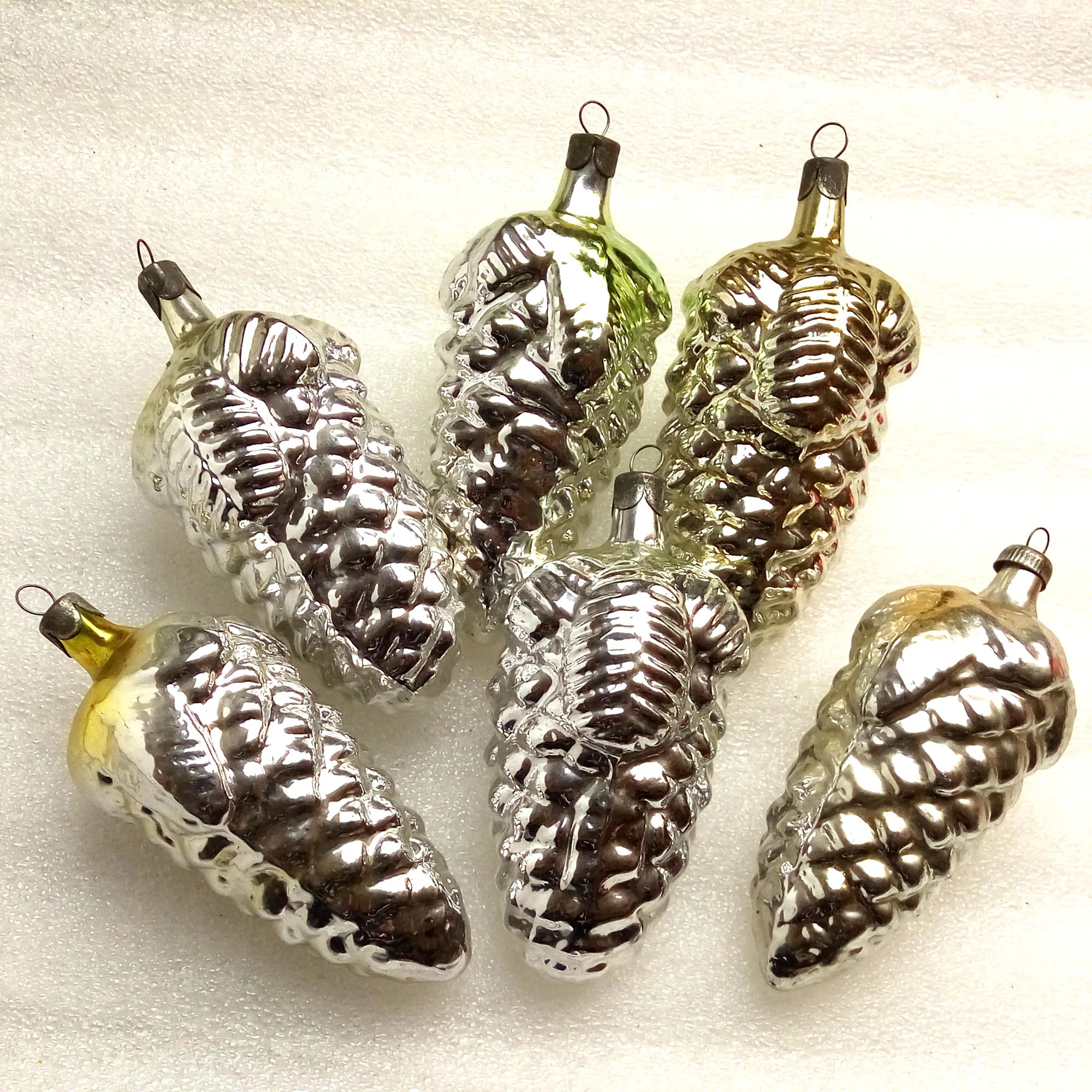 Set of 6 Vintage Glass Christmas Ornaments Old Pinecones