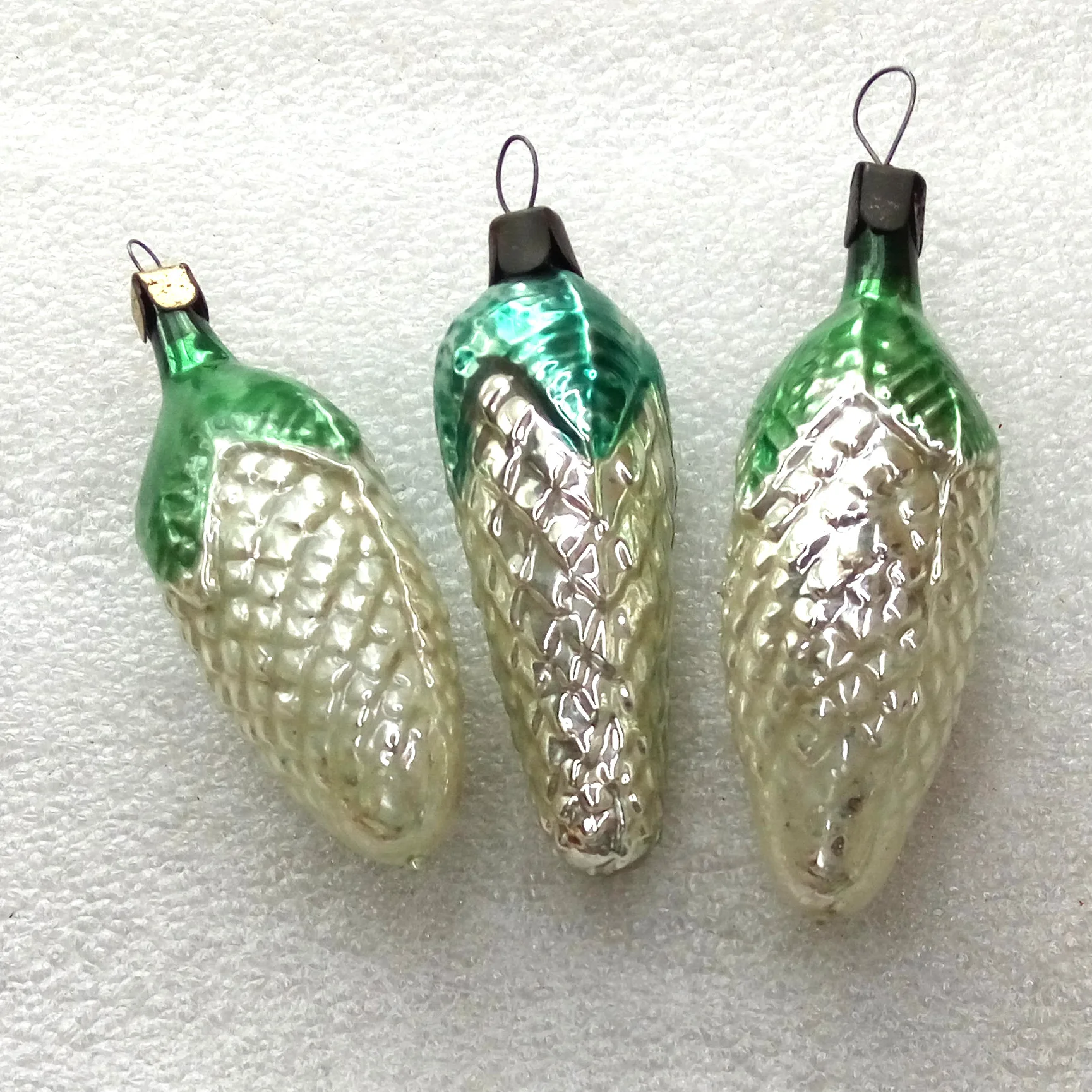 Set of 3 Vintage Glass Christmas Ornaments Pinecones