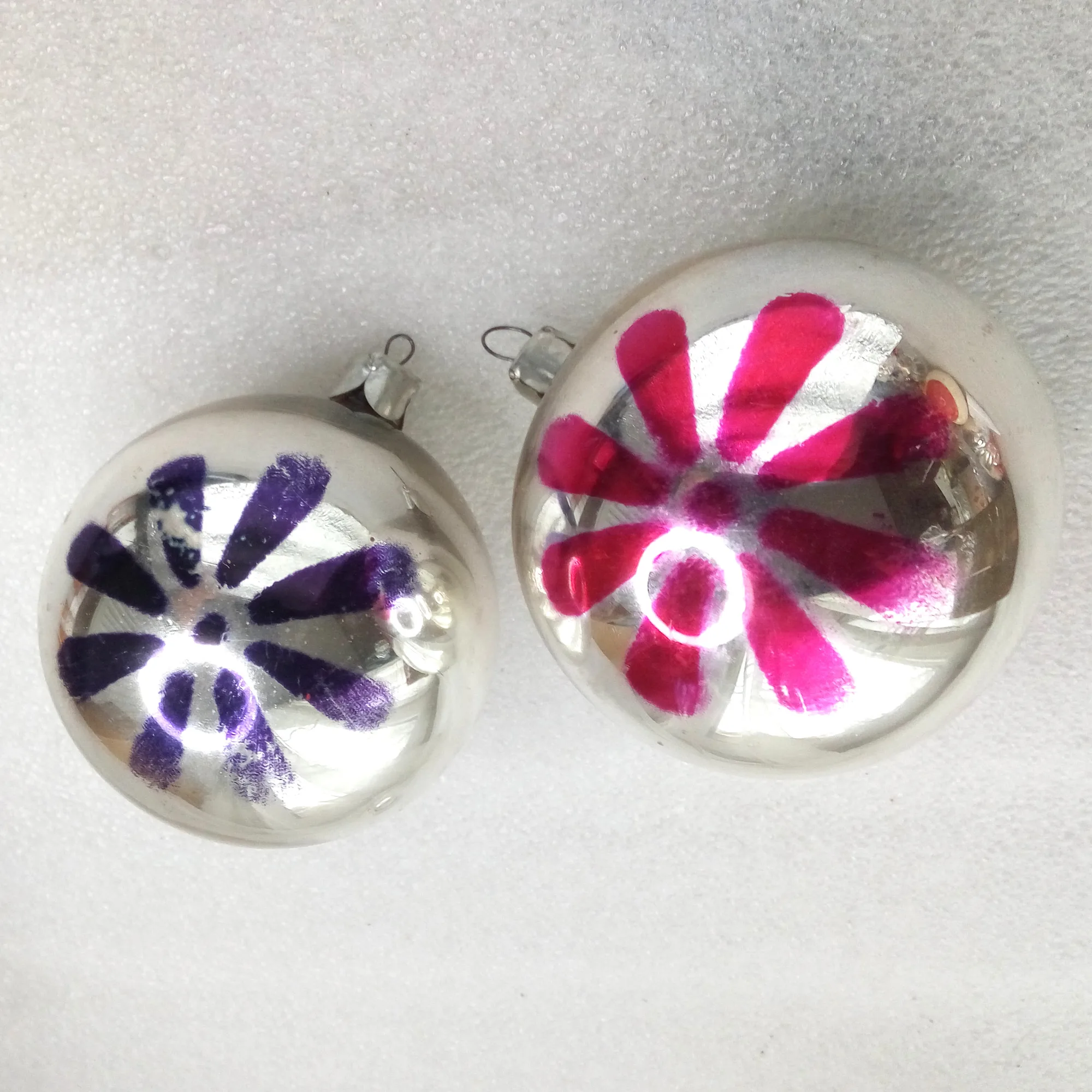 Set of 2 Antique Vintage Glass Christmas Ornaments Balls