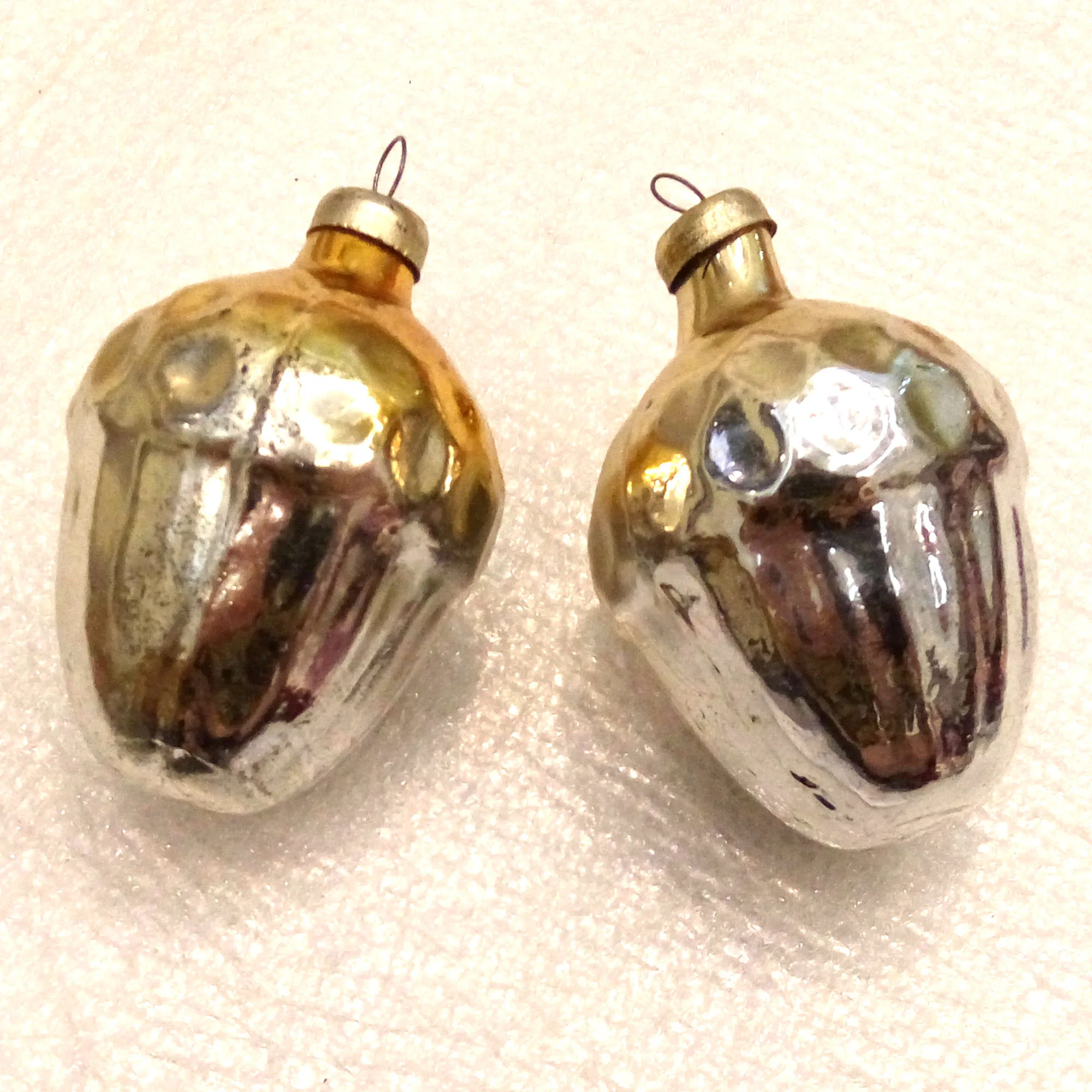 Set of 2 Vintage USSR Glass Christmas Tree Ornaments Old Acorns