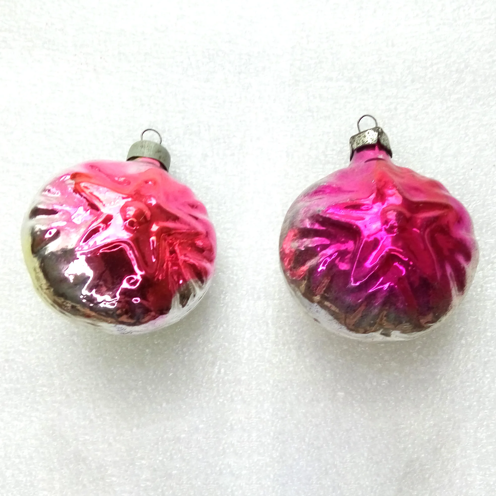 Set of 2 Vintage Glass Christmas Ornaments New Yaer Stars