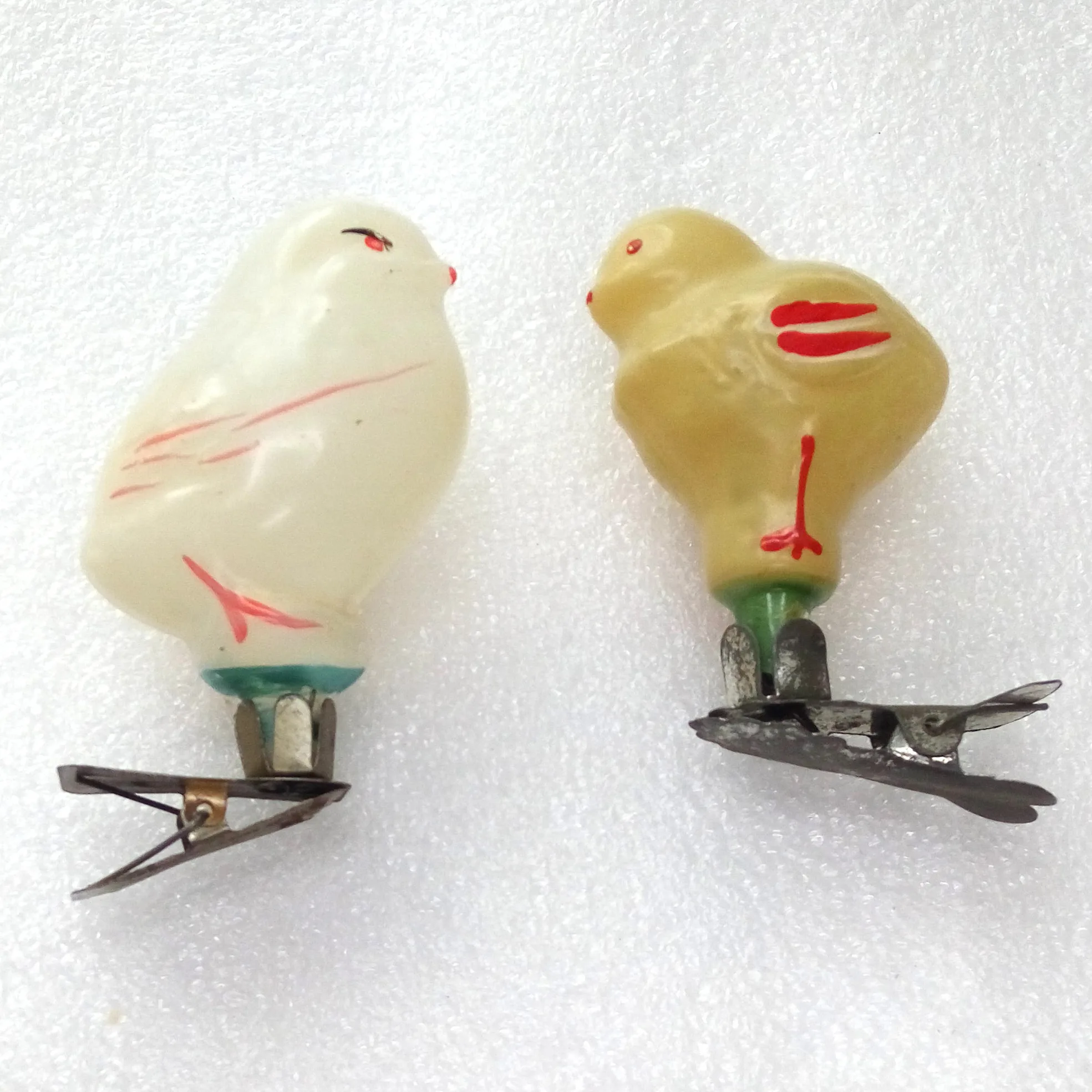 Set of 2 Vintage Glass Christmas Ornaments Tree Chickens
