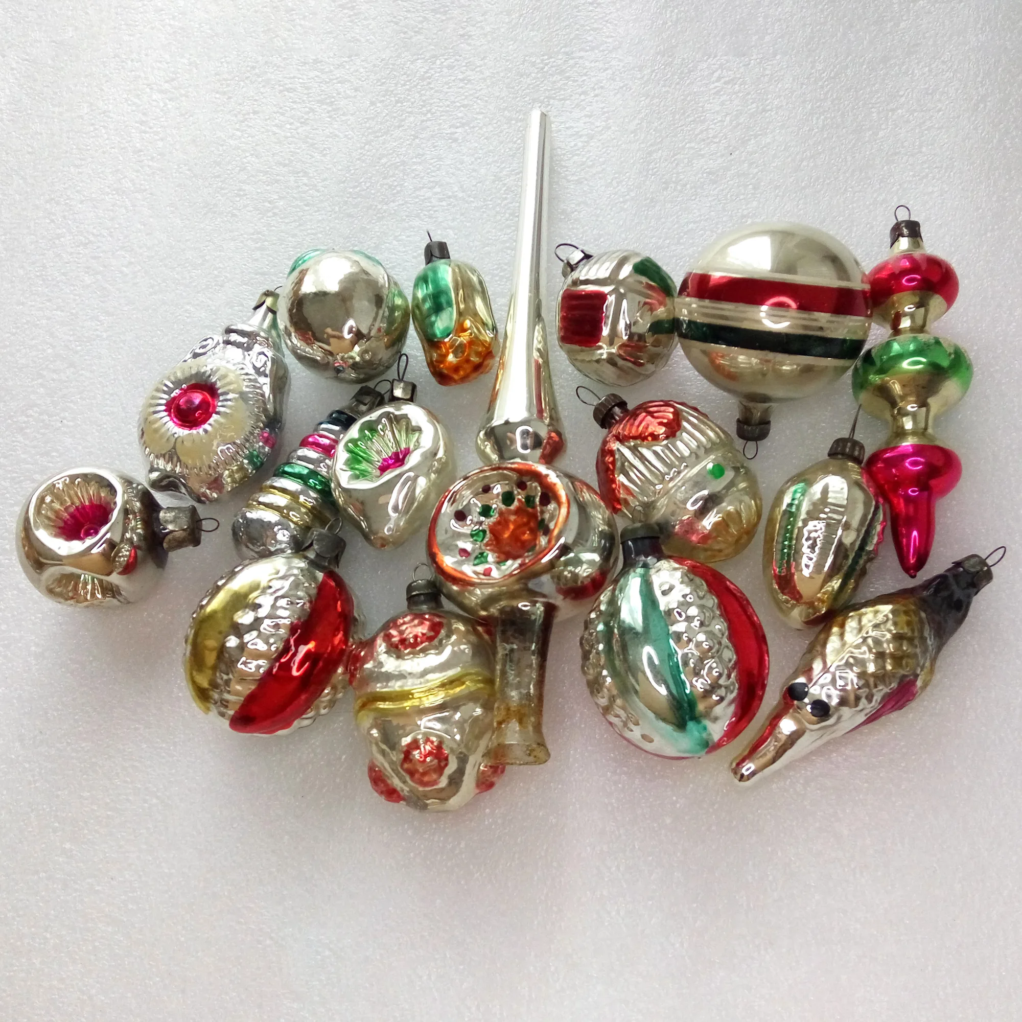 Set of 16 Vintage Silver Glass Christmas Ornaments Old Set