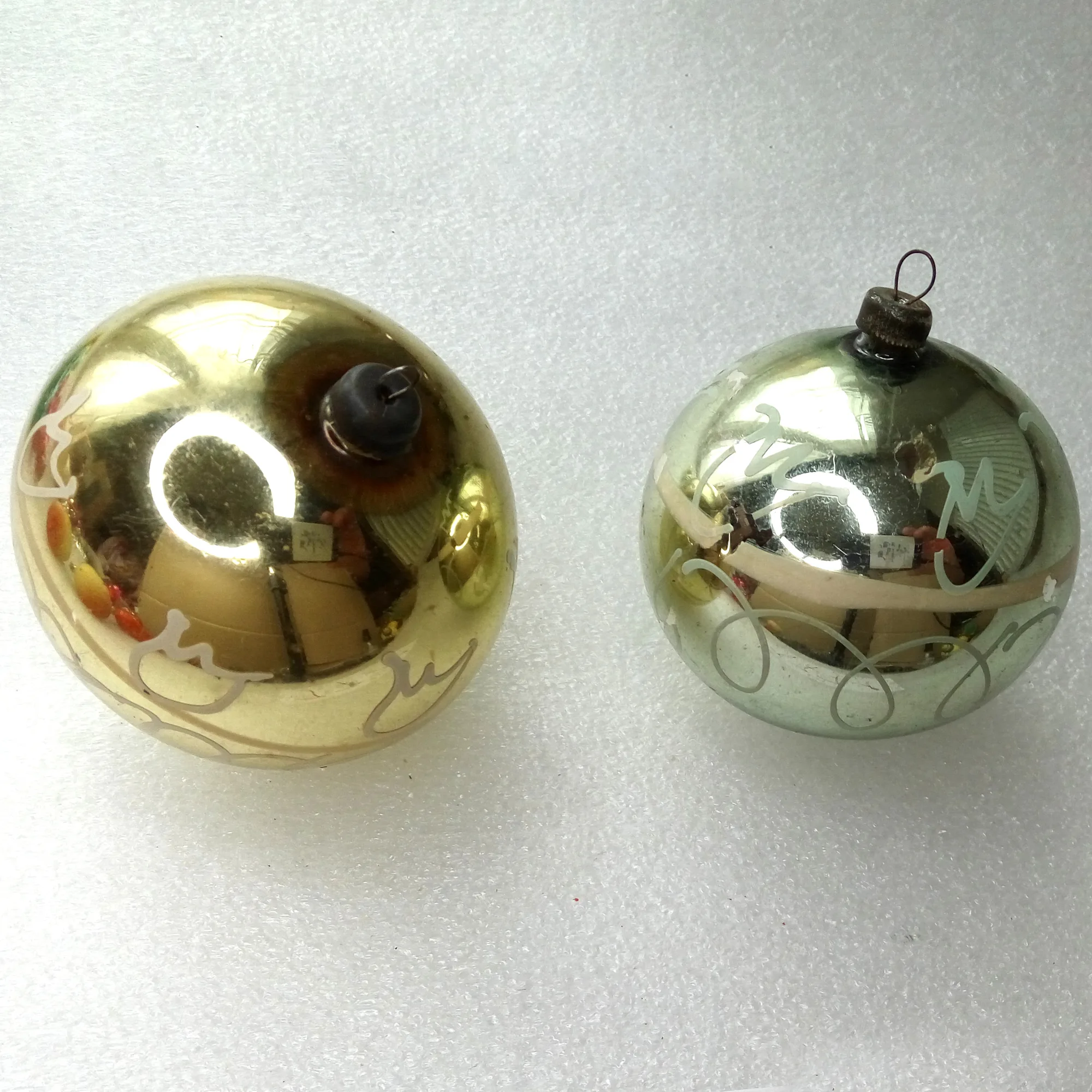 Set of 2 Antique Vintage Glass Christmas Ornament Old Balls