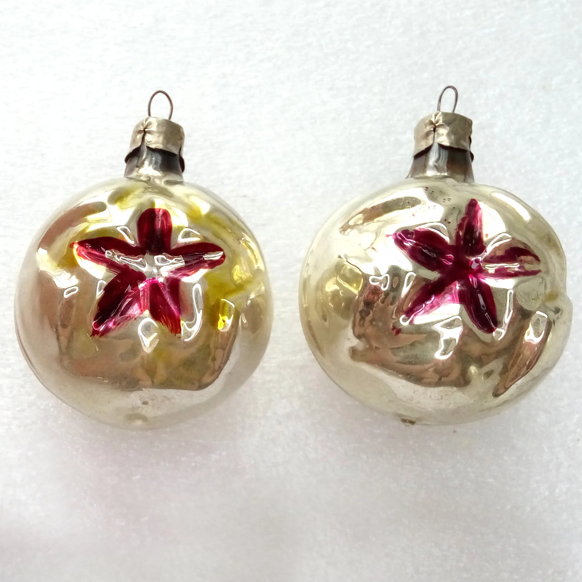 Set of 2 Vintage USSR Glass Christmas Ornaments Red Star