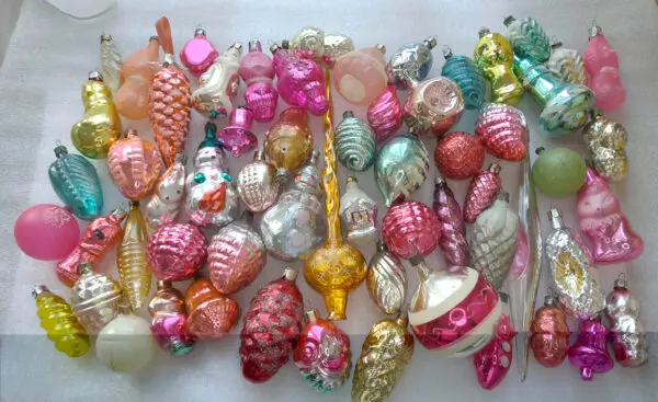 Ornament Sets & Lots