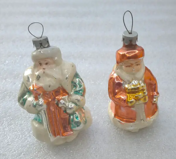 Santas & Snowmaidens